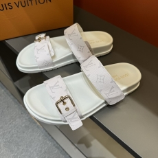 Louis Vuitton Slippers